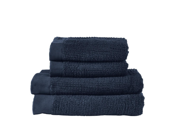 Zone Denmark - Classic Towel Set - Dark Blue (331889) in the group HOME, HOUSEHOLD & GARDEN / Interior / Towels at TP E-commerce Nordic AB (D01070)