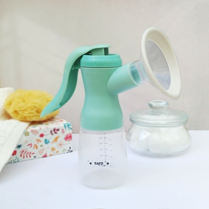 SARO Baby Manual Breat Milk Pump Green in the group TOYS, KIDS & BABY PRODUCTS / Baby Gadgets / Care & Hygiene at TP E-commerce Nordic AB (D01490)