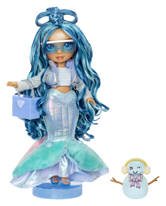 Rainbow high Winter Wonderland Doll- Blue (507802) in the group TOYS, KIDS & BABY PRODUCTS / Toys / Docks & Accessories at TP E-commerce Nordic AB (D02312)