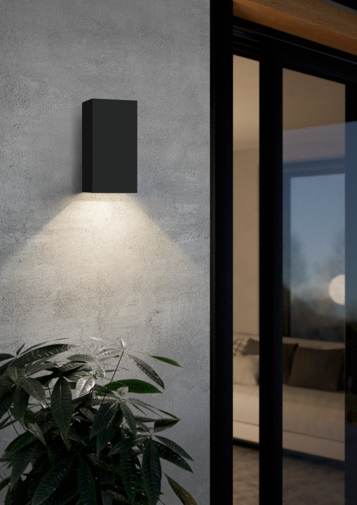 Eglo Eremitana-Z outdoor wall lamp black - RGB + TW - Zigbee, Bluetooth in the group HOME, HOUSEHOLD & GARDEN / Electricity & Lighting / Outdoor lighting at TP E-commerce Nordic AB (D04112)