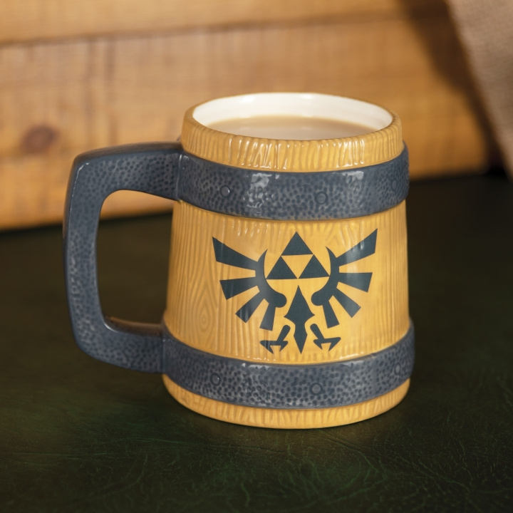 Paladone Hyrule Crest Mug in the group Sport, leisure & Hobby / Fun stuff / Cups at TP E-commerce Nordic AB (D04251)