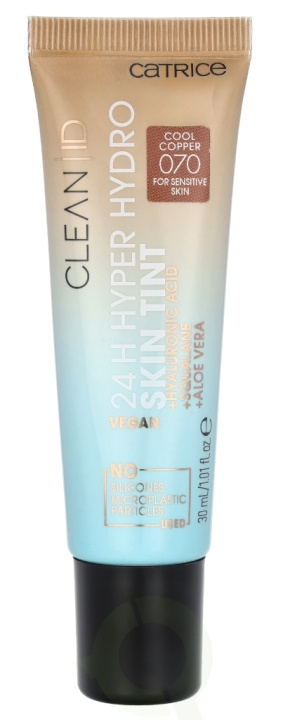 Catrice Clean ID 24H Hyper Hydro Skin Tint 30 ml #070 Cool Copper in the group BEAUTY & HEALTH / Skin care / Face / Tinted Moisturizer at TP E-commerce Nordic AB (D05809)