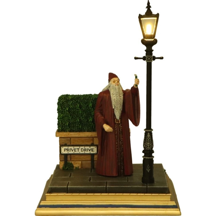 Nemesis Now Harry Potter Privet Drive Light Up Figurine in the group Sport, leisure & Hobby / Fun stuff / Collector\'s items at TP E-commerce Nordic AB (D06625)