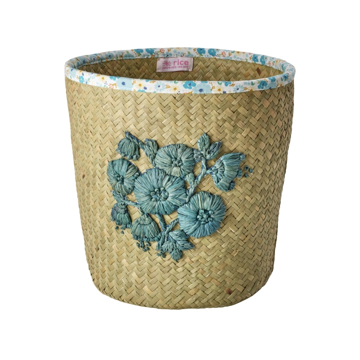 RICE Raffia Basket with Blue Flower Embroidery and Flower Fabric Edge - Blue in the group HOME, HOUSEHOLD & GARDEN / Interior / Strorage at TP E-commerce Nordic AB (D06737)