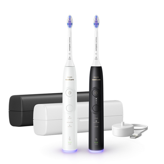 Philips Sonicare White & Black Electric Toothbrushes Series 6500 HX7419/01 in the group BEAUTY & HEALTH / Oral care / Electric toothbrushes at TP E-commerce Nordic AB (D07022)