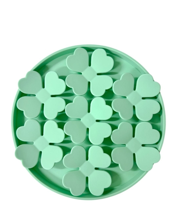 Confetti Dogs Lucky Clover Lick Mat 20 x 20 x 2 cm - (PLU7704S) in the group HOME, HOUSEHOLD & GARDEN / Pet Accessories / Dog at TP E-commerce Nordic AB (D10753)