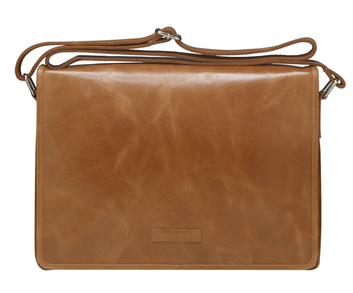 dbramante1928 Marselisborg - 14 Messenger bag - Golden tan N.E in the group COMPUTERS & PERIPHERALS / Laptops & accessories / Computer bags at TP E-commerce Nordic AB (D12205)