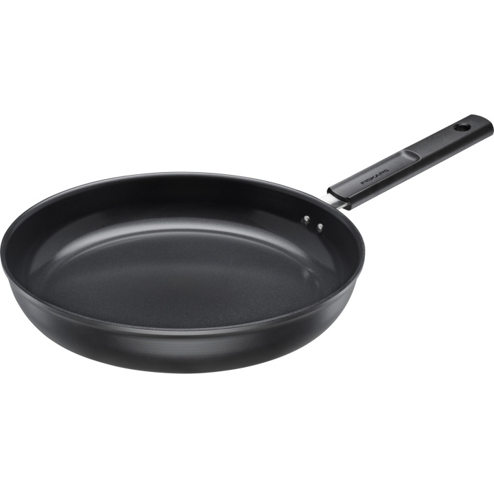 Fiskars Stekpanna Hard Face 30 cm Keramisk 1075521 in the group HOME, HOUSEHOLD & GARDEN / Kitchen utensils / Frying pans at TP E-commerce Nordic AB (D12983)